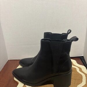 Elegant Black Heeled Ankle Boots